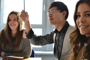 操作简单易用的云呼轰炸官网